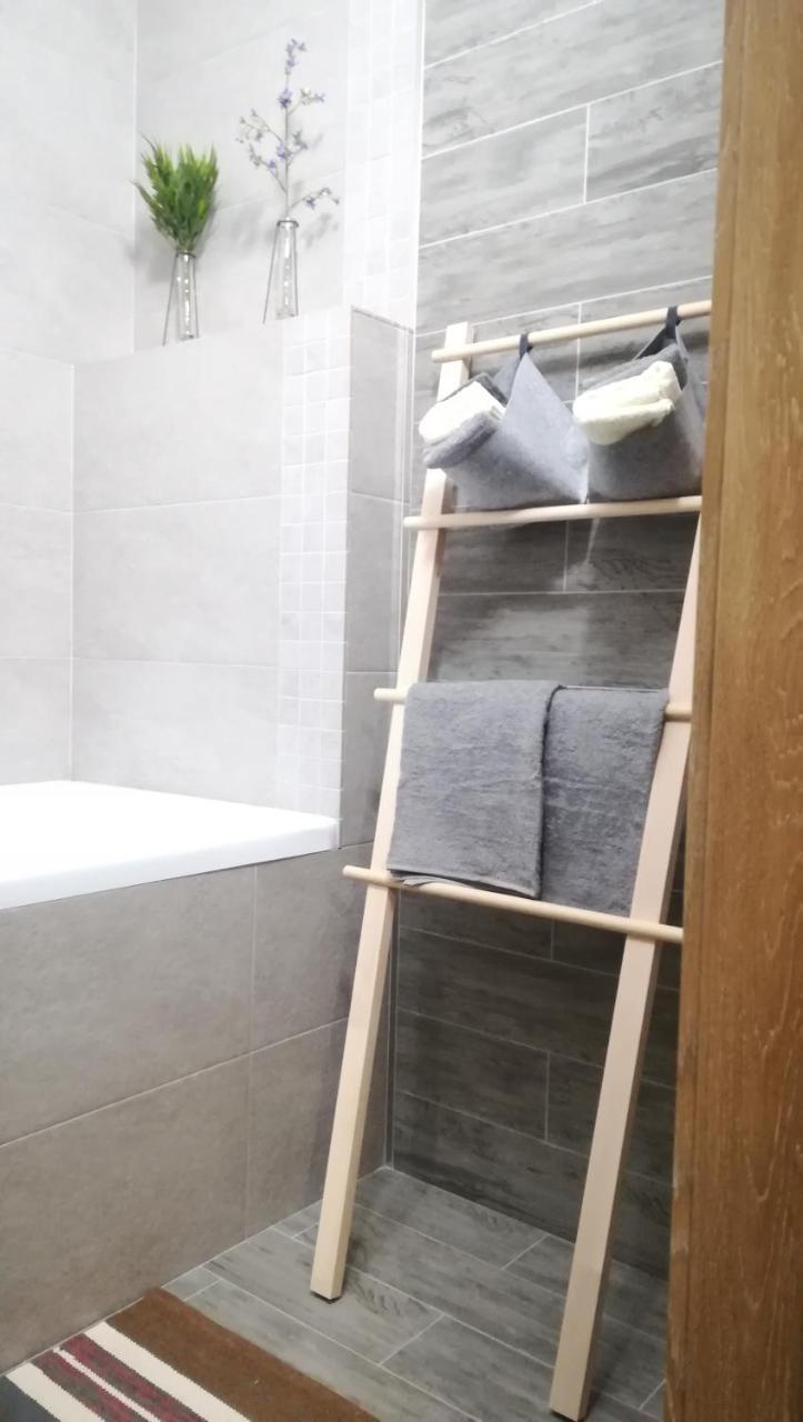 Oliva Appartement Vitebsk Buitenkant foto